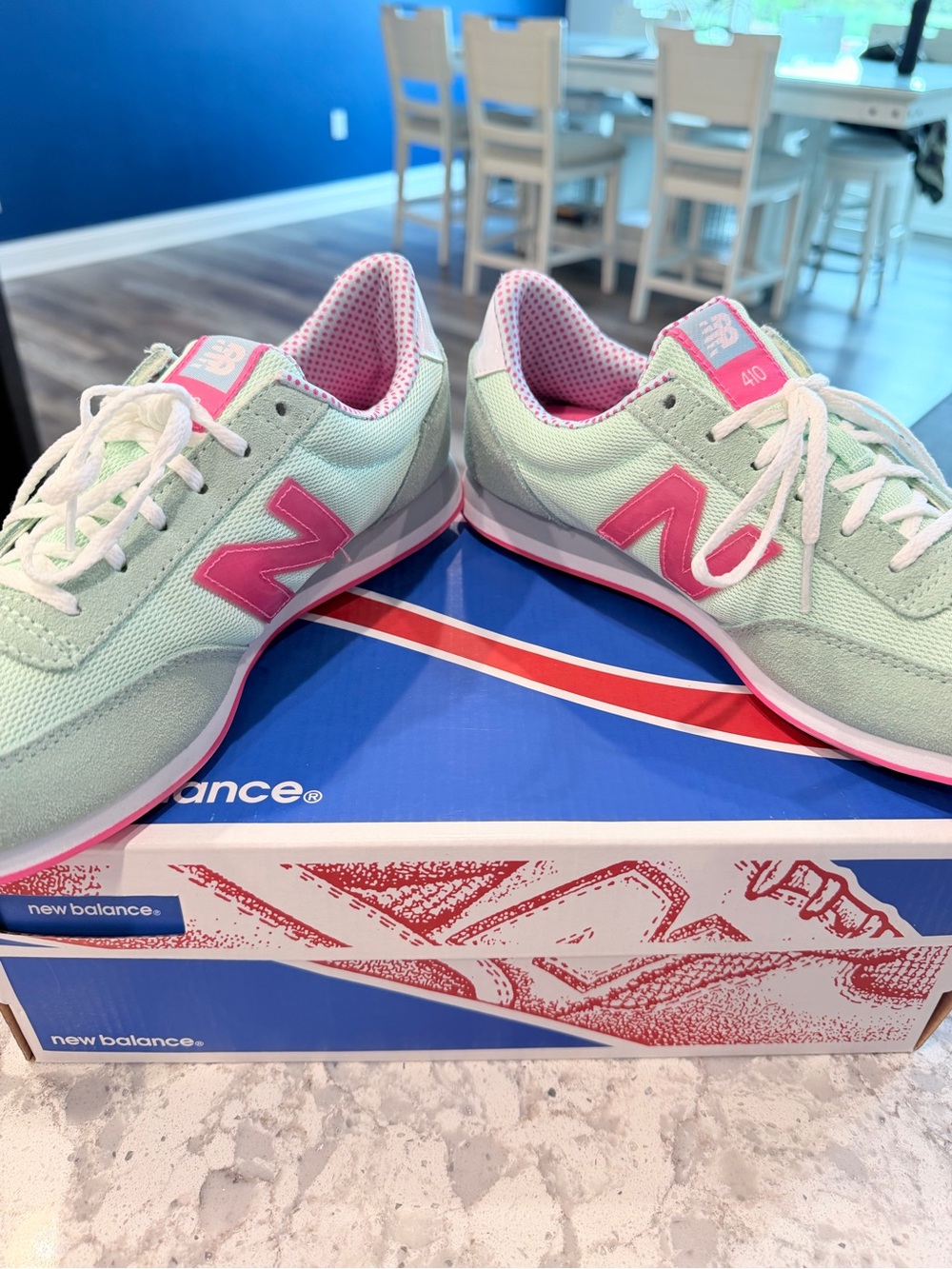 New Balance WL410PKB Seafoam Green & Pink Retro Sneakers Woman’s Size 9 EUC - Picture 2 of 12